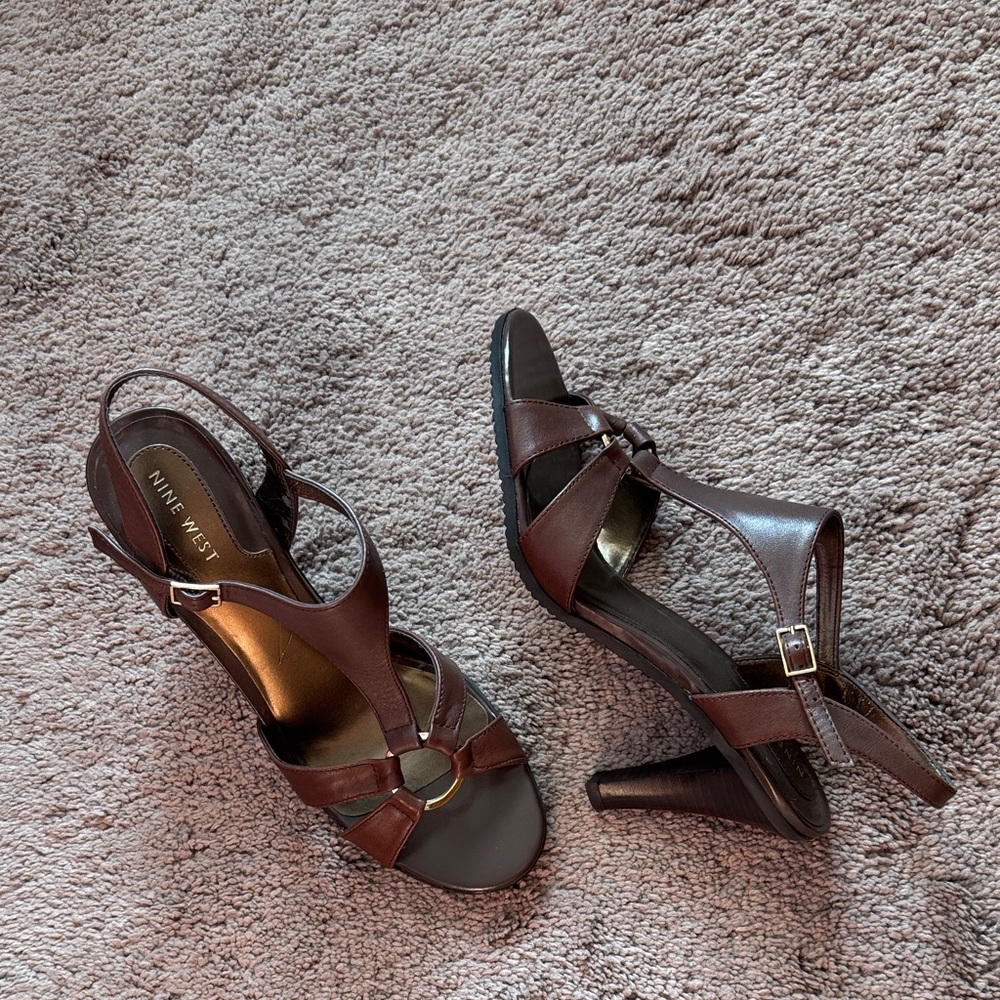 Nine West Chocolate color Women's Sandals - Picture 6 of 6